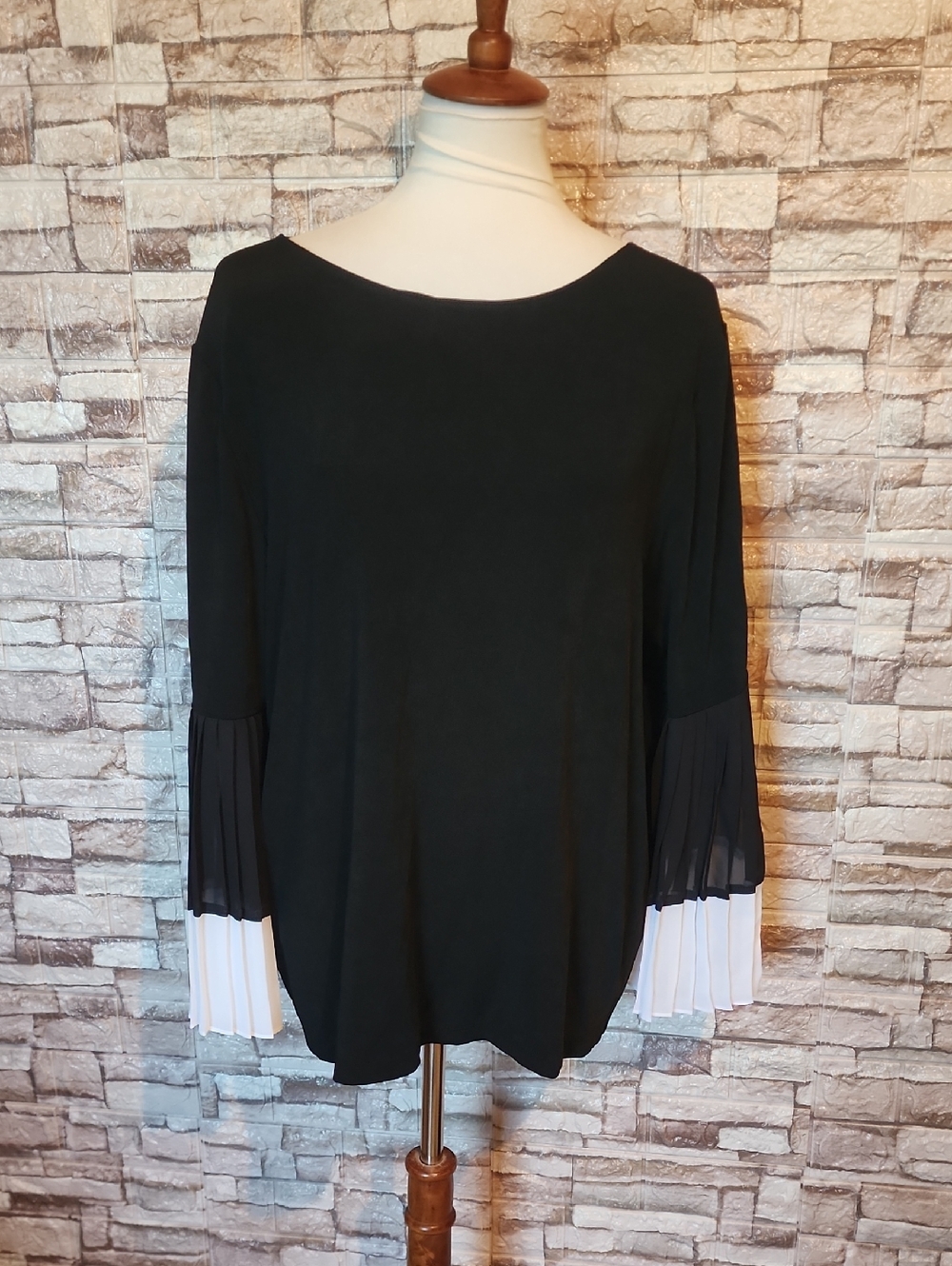 Travelers By Chico's Women’s Black Pleated-Sleeve Blouse with White Cuff Detail